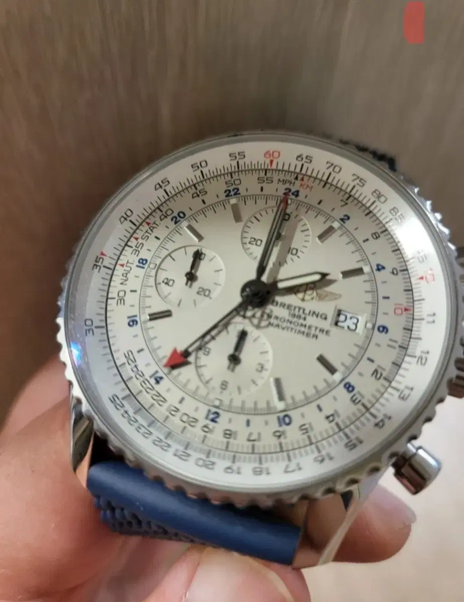 브라이틀링 네비타이머 46mm